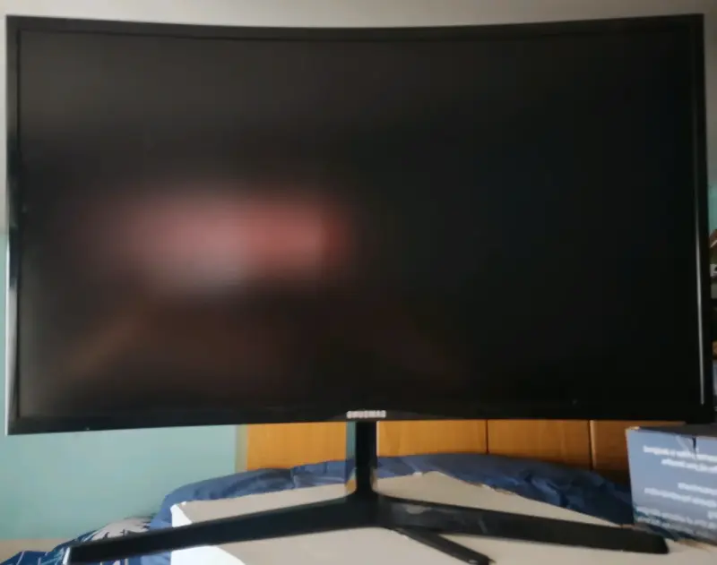 Monitor Curvo Samsung 32 Pulgadas - 2