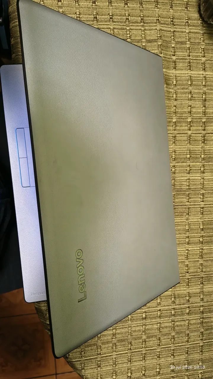 Laptop Lenovo Ideapad 100S en buen estado - 1