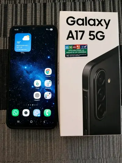 Samsung Galaxy A17 5G en buen estado - miniatura 1