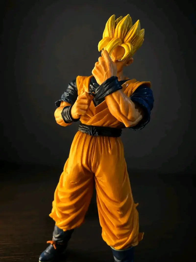 Figura de acción Super Saiyan Gohan - 1