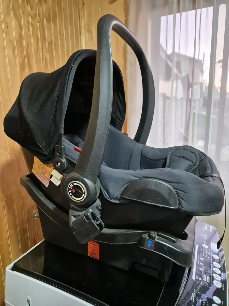Silla de Auto Bebesit Negra para Bebé - 3