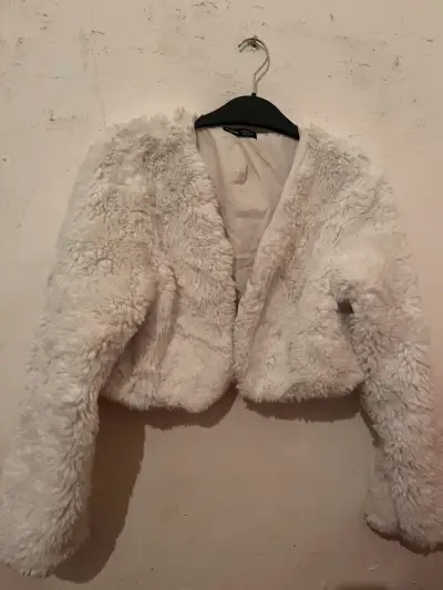 Chaqueta de Peluche Blanca Shein Talla M - miniatura 2