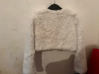 Chaqueta de Peluche Blanca Shein Talla M - miniatura 6