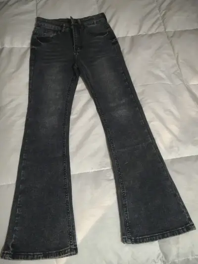 Jeans acampanados gris oscuro para adolescente - miniatura 1