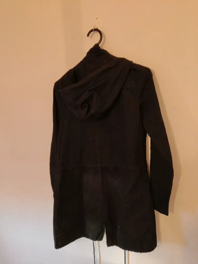 Parka negra con capucha para mujer talla M - 4