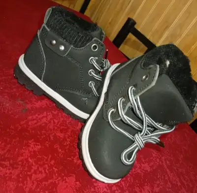 Botines de niño negros con forro interior - miniatura 1
