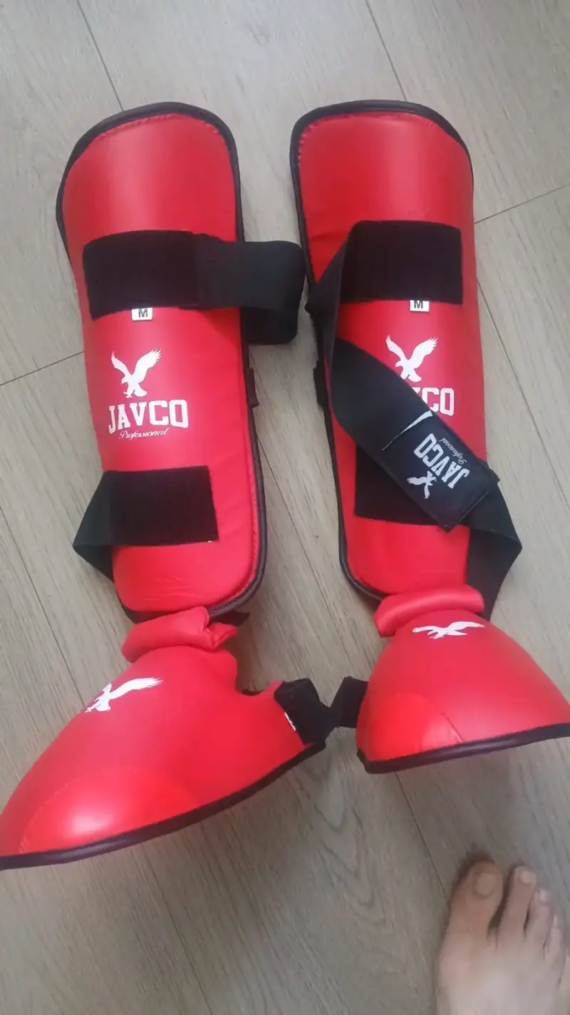 Protectores de Artes marciales rojas Javco