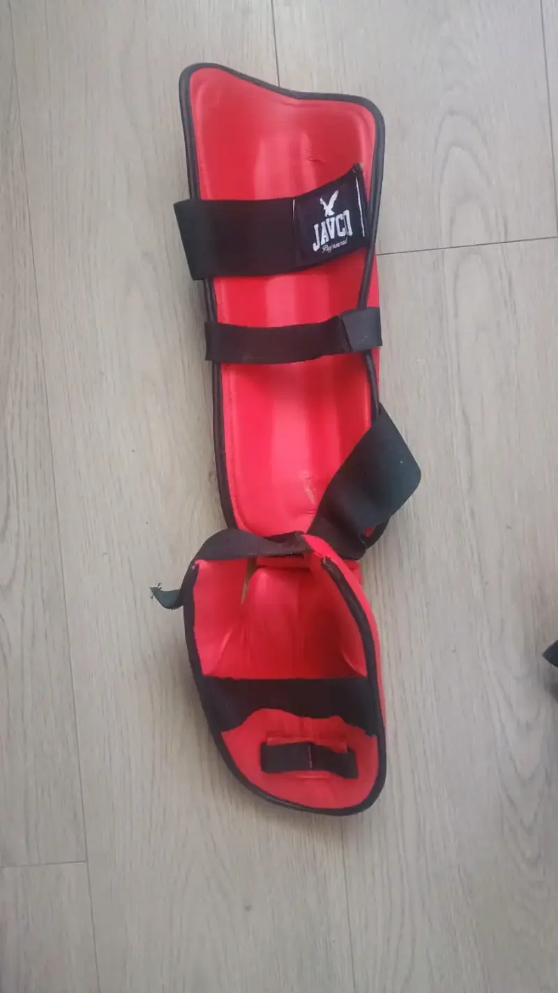 Protectores de Artes marciales rojas Javco - 3