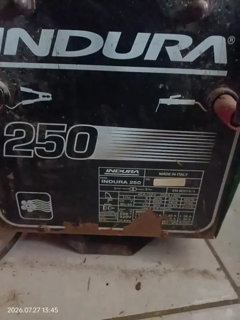 Soldadora Indura 250 amperios usada - 2
