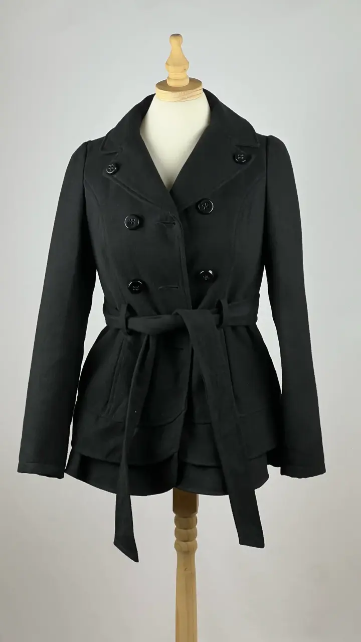 Abrigo negro Celebrity Pink - Talla XS