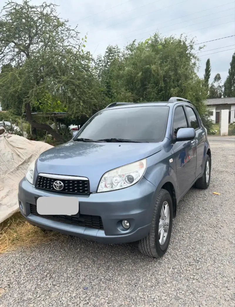 Toyota Rush 2018 en buen estado - 1