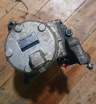 Compresor aire acondicionado para Gran Cherokee WJ - miniatura 2