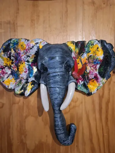 Escultura de Elefante de Pared Colorida - miniatura 3