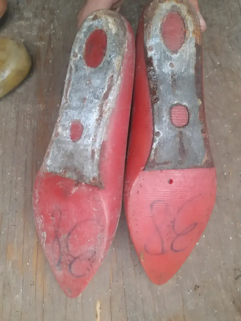 Hormas de zapatero antiguas - 2
