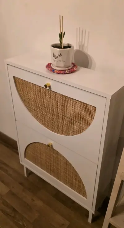 Zapatero de madera blanco con puertas de mimbre - miniatura 4