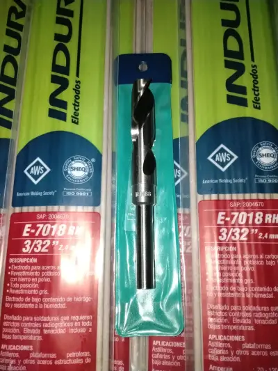 Electrodos de soldadura Indura E-7018 RH 3/32" - miniatura 1