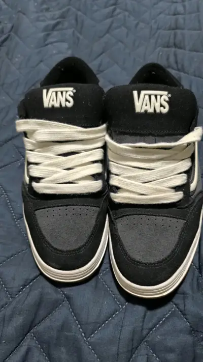 Zapatillas Vans Hylane Negras Talla 45 - miniatura 1