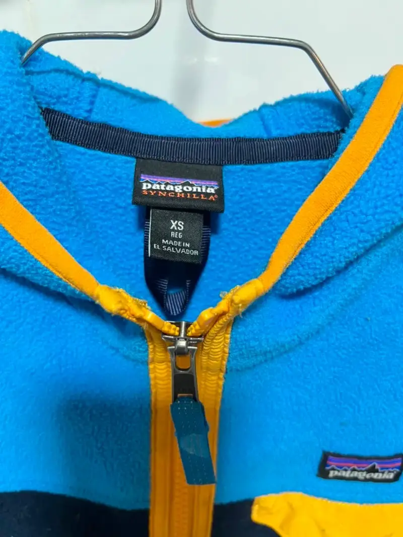 Chaqueta polar azul y amarilla Patagonia Synchilla XS - 1