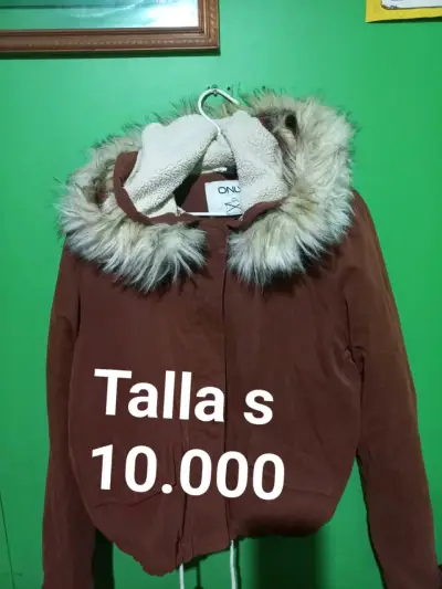 Abrigo largo impermeable con capucha talla M - miniatura 5