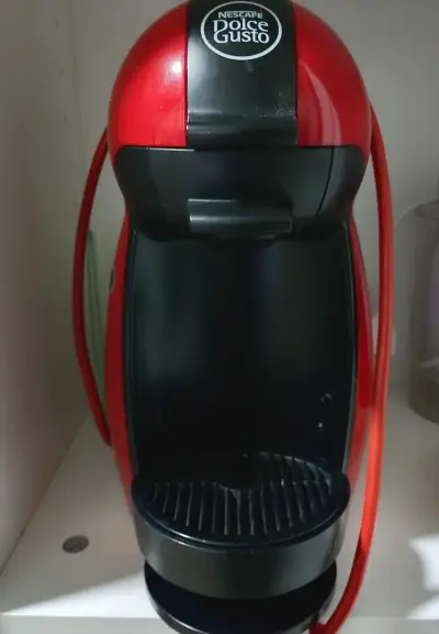 Cafetera Nescafé Dolce Gusto Roja - miniatura 1