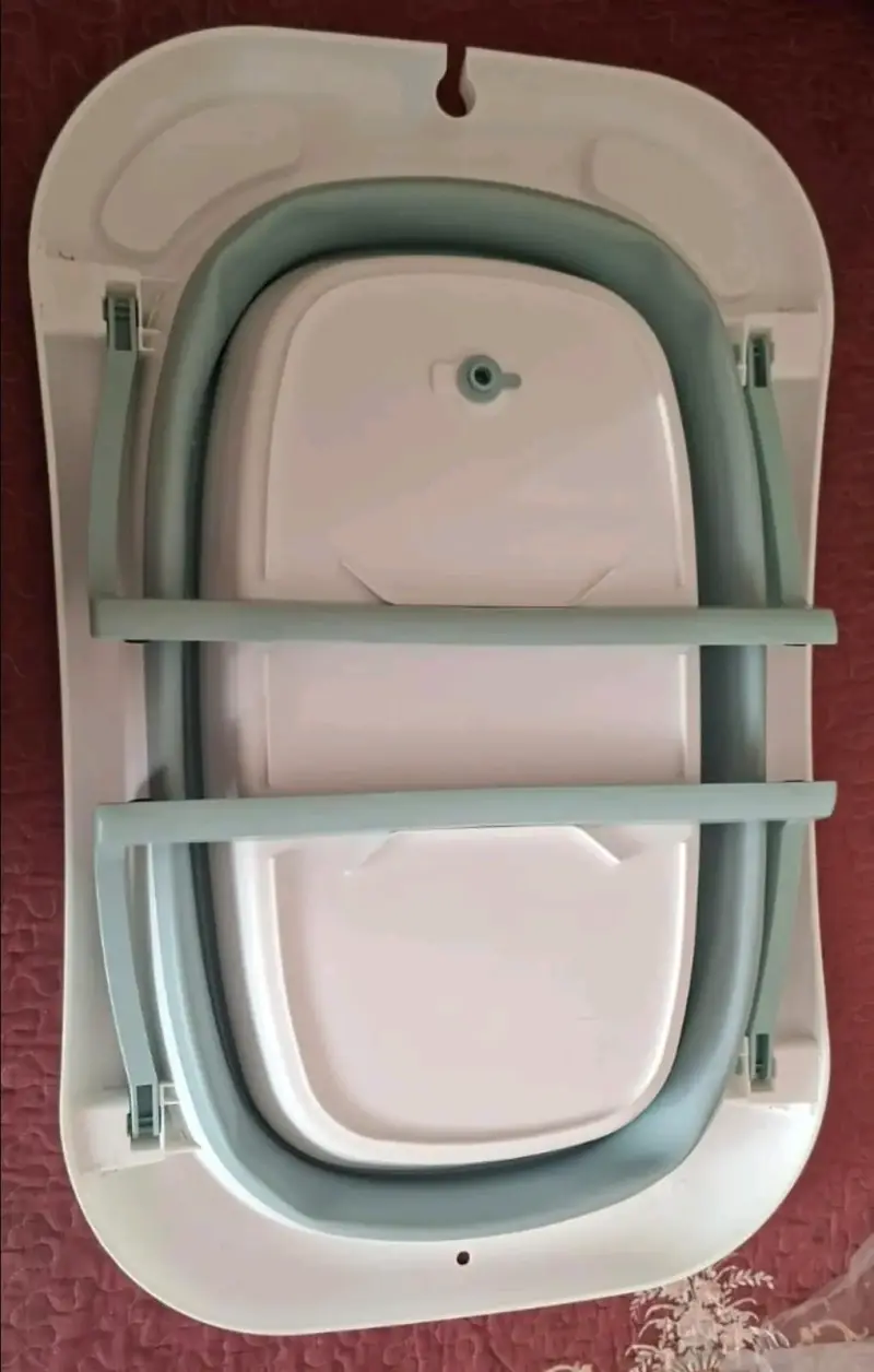 Tina de baño plegable para bebé con soporte - 4