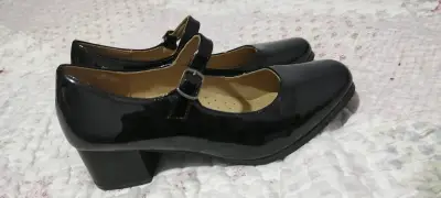 Zapatos de cueca talla 40 - miniatura 2