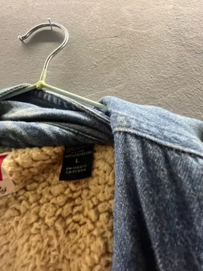 Chaqueta de mezclilla Wrangler  forro de borrego - miniatura 3