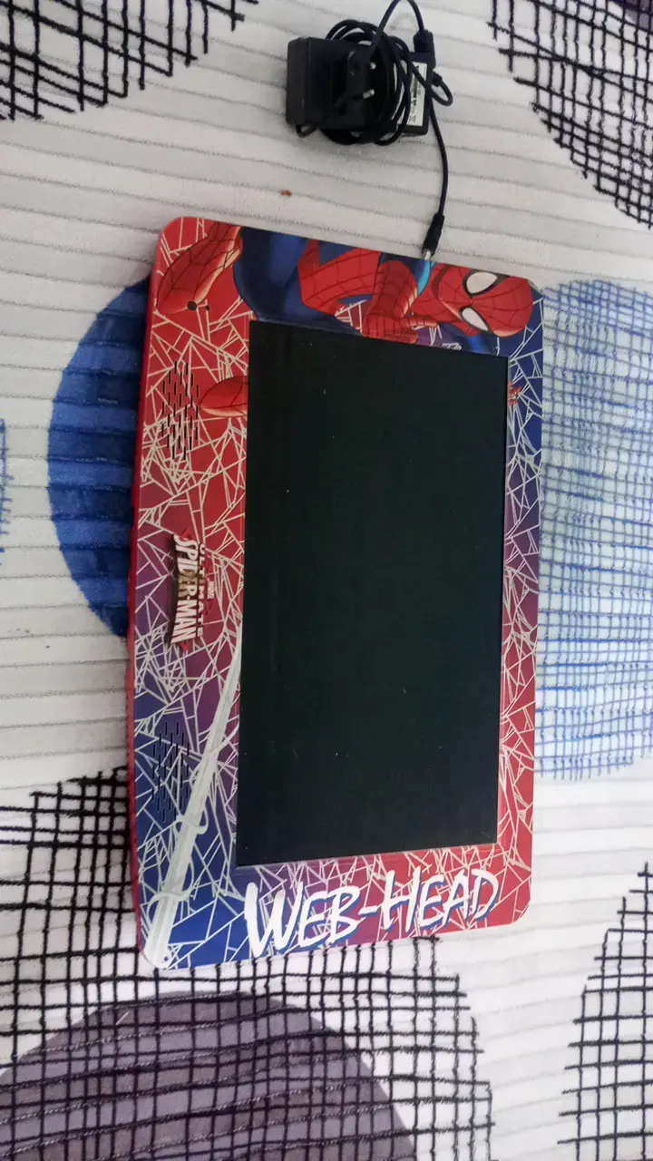 Televisión a color de Spiderman para niño