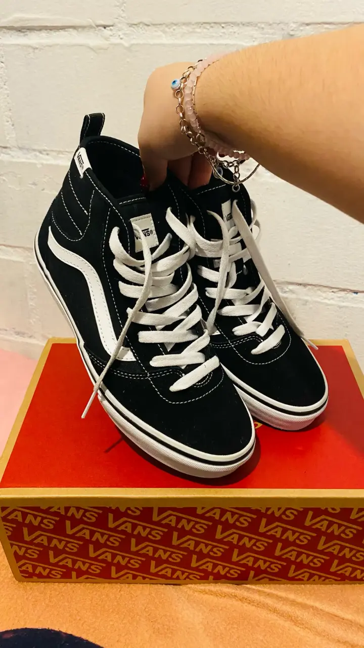 Zapatillas Vans negras caña alta - 4