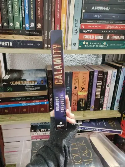 Libro 'Calamity' de Brandon Sanderson, 5ª edición - miniatura 2
