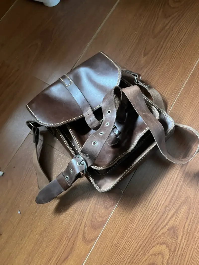 Bolso bandolera de cuero marrón vintage - 3