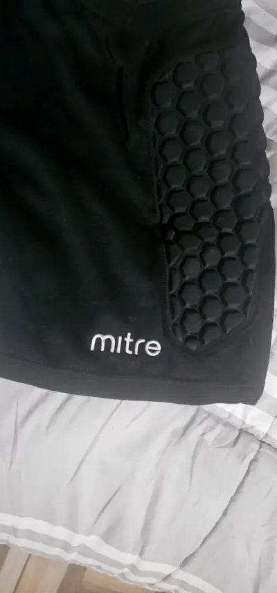 Shorts de fútbol acolchados Mitre negro Huachipato - miniatura 3
