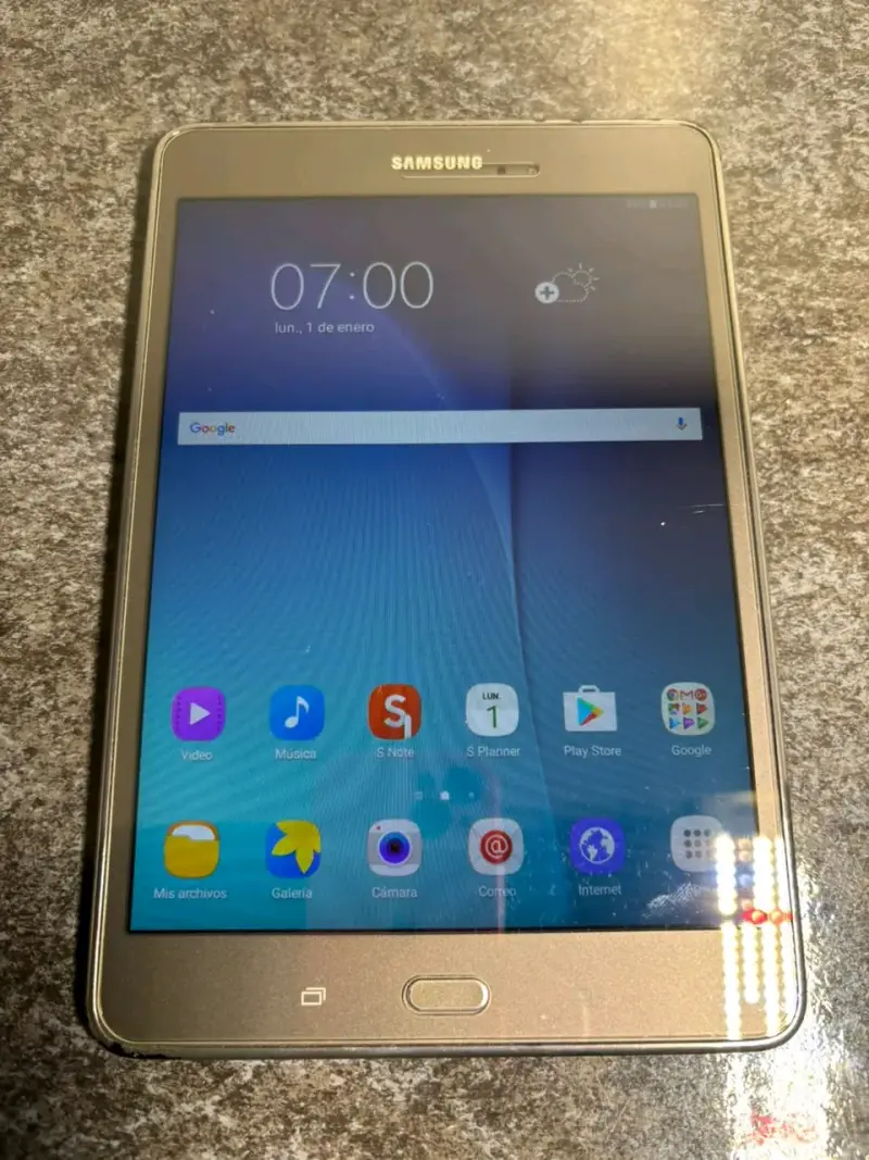 Tablet Samsung Galaxy Tab A 8.0 2015 - 1