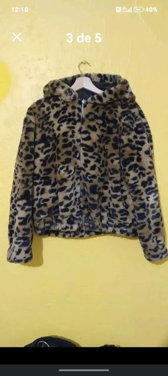 Chaqueta de peluche con estampado animal print - 1