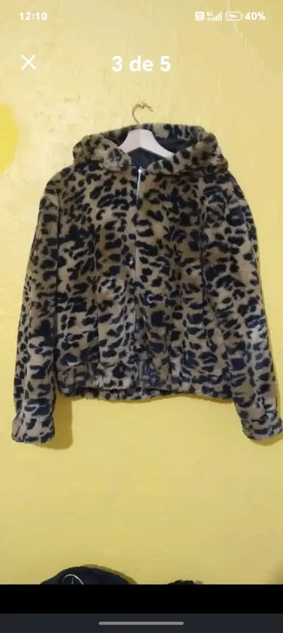 Chaqueta de peluche con estampado animal print - miniatura 1