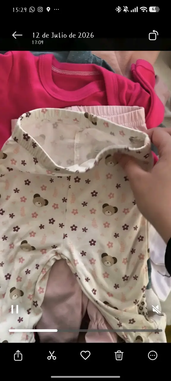 Lote de ropa de bebé mixto en varios colores - 4