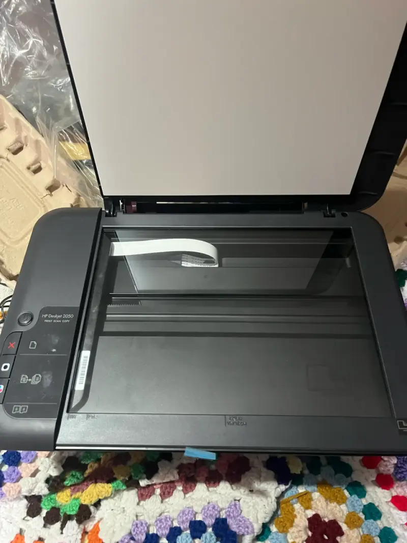 Impresora multifuncional HP Deskjet 2050 - 1