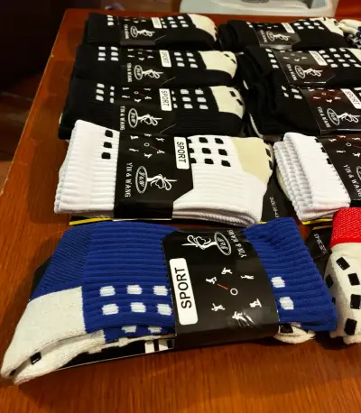 Calcetines deportivos antideslizantes colores - miniatura 2