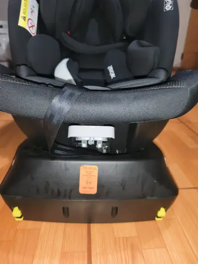 Silla de auto - miniatura 4