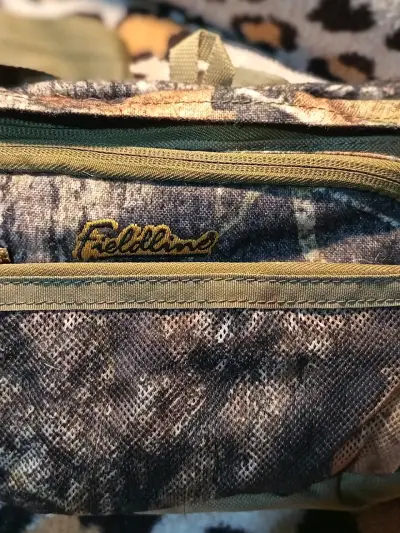 Riñonera táctica camuflada con cinturón ajustable - miniatura 2