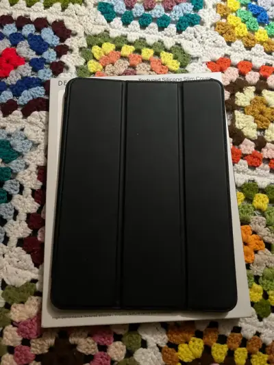 Funda de silicona texturizada para iPad Air 11" - miniatura 1