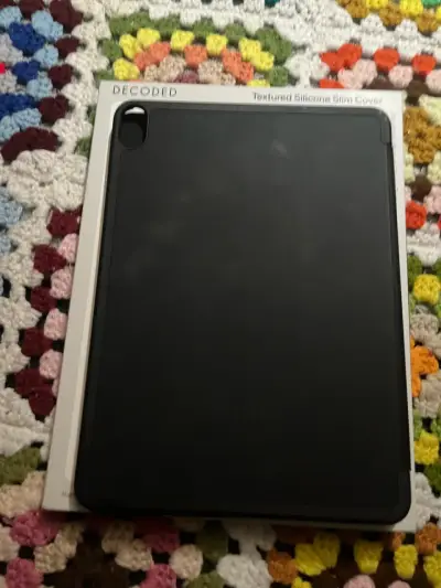 Funda de silicona texturizada para iPad Air 11" - miniatura 2