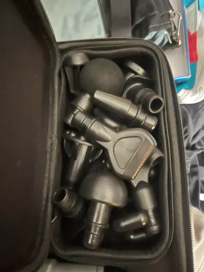 Pistola de Masaje Toloco EM26 con Accesorios - miniatura 2