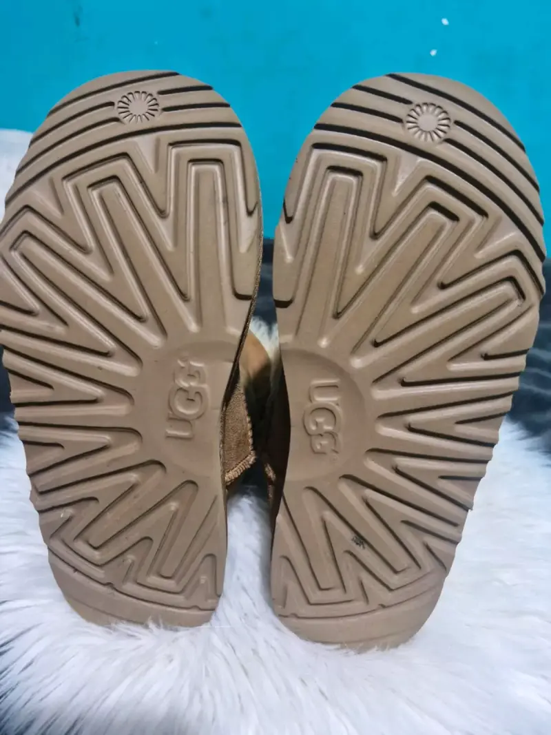 Botas de invierno UGG piel oveja beige - 4