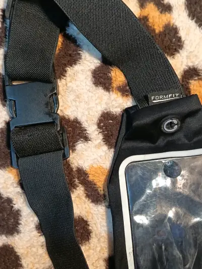 Riñonera deportiva con soporte para celular - miniatura 2