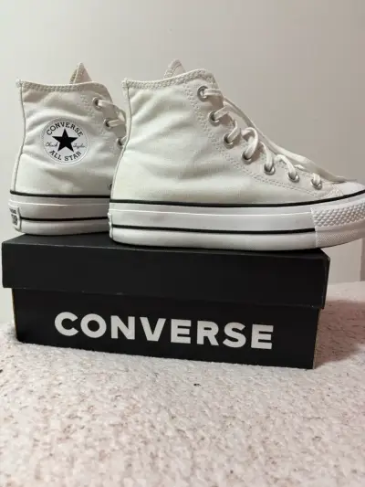 Zapatillas Converse Chuck Taylor All Star Blancas - miniatura 1