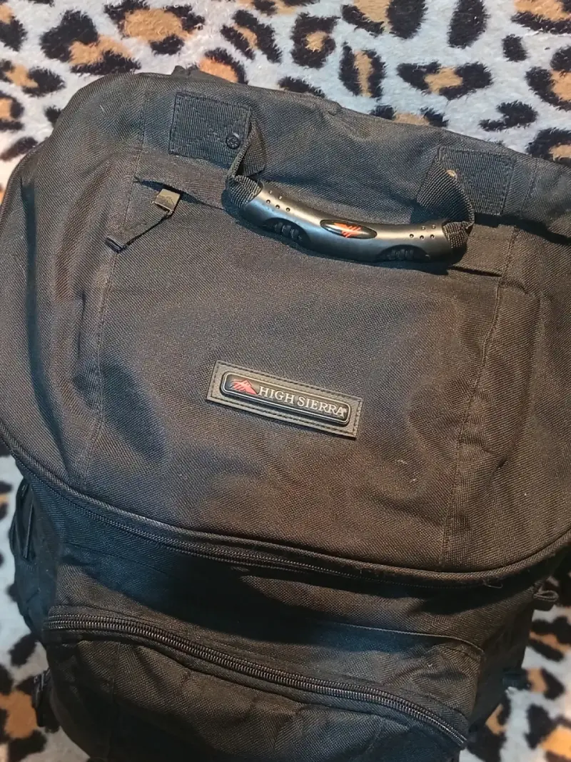 Maleta de viaje High Sierra negra con asa ergonómica - 2