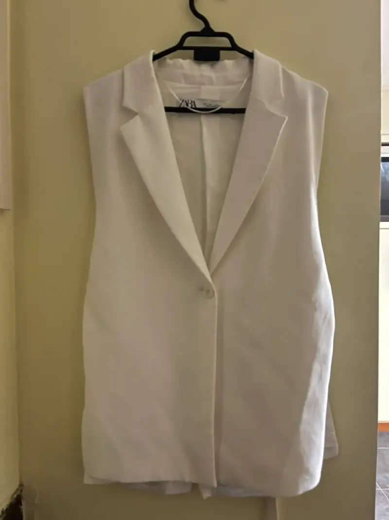 Chaleco Blanco Sin Mangas Zara Elegante - 1