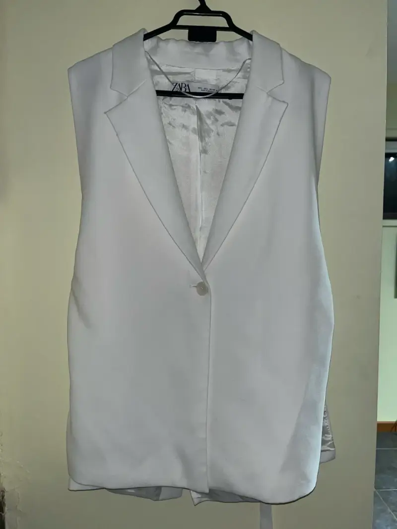 Chaleco Blanco Sin Mangas Zara Elegante - 3