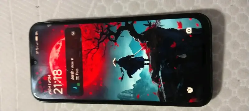 Smartphone Redmi 5G en buen estado - 2